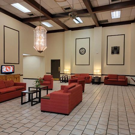 Rest Inn - Extended Stay, I-40 Airport, Wedding & Event Center Amarillo Exterior photo