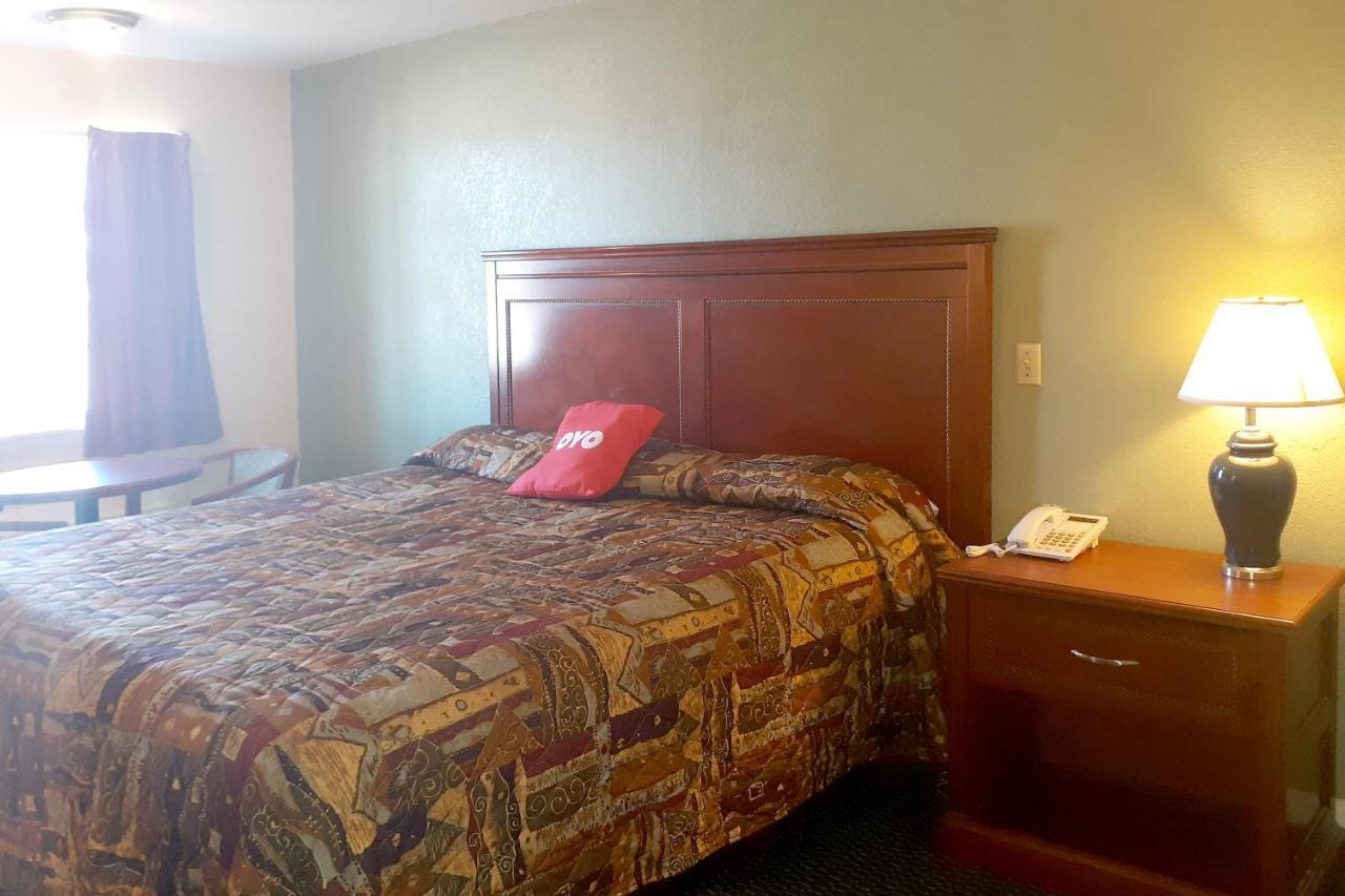 Rest Inn - Extended Stay, I-40 Airport, Wedding & Event Center Amarillo Exterior photo