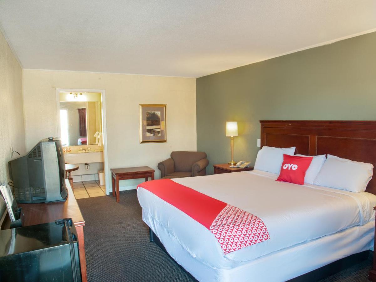 Rest Inn - Extended Stay, I-40 Airport, Wedding & Event Center Amarillo Exterior photo