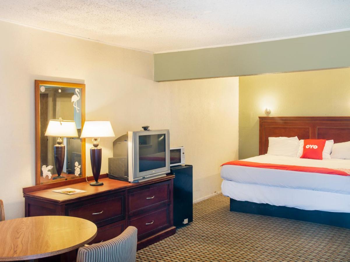 Rest Inn - Extended Stay, I-40 Airport, Wedding & Event Center Amarillo Exterior photo